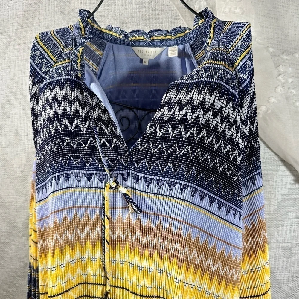 Ted Baker Deliie long sleeve pleated v neck blouse size 6